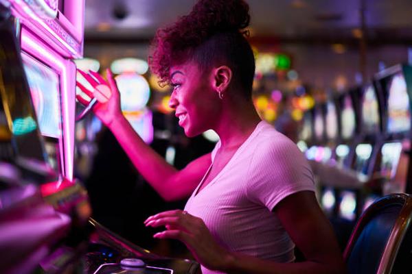 Understanding the Main Benefits of online casino Singapore